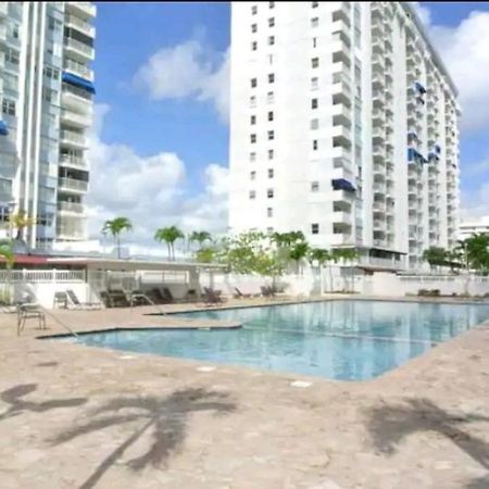 Beach Apartments At Marbella Del Caribe ซานฮวน ภายนอก รูปภาพ