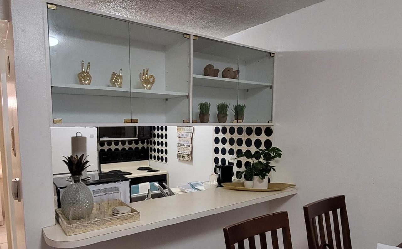Beach Apartments At Marbella Del Caribe ซานฮวน ภายนอก รูปภาพ